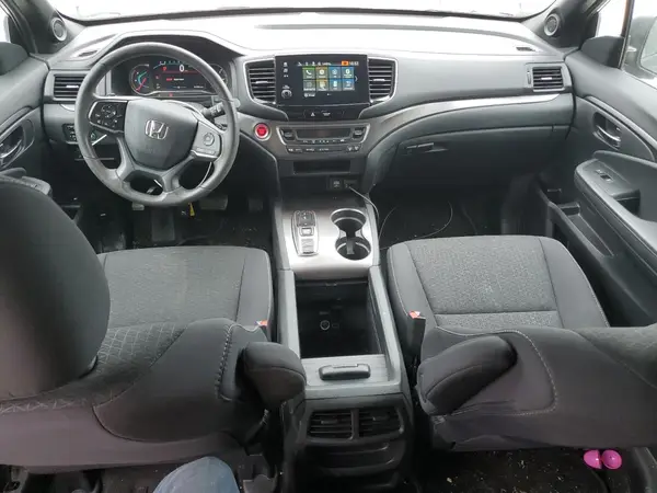 5FNYF8H27MB000610 2021 HONDA PASSPORT - Image 8
