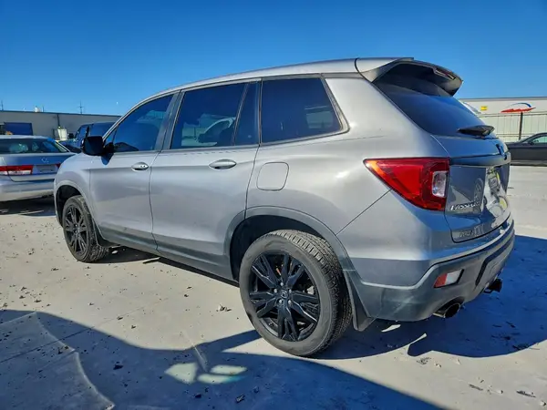 5FNYF8H28KB008387 2019 HONDA PASSPORT - Image 2