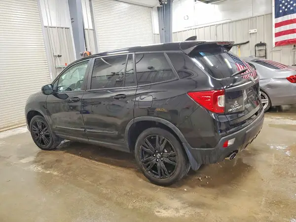 5FNYF8H2XKB030858 2019 HONDA PASSPORT - Image 2