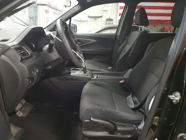 2019 HONDA PASSPORT auction photo 7
