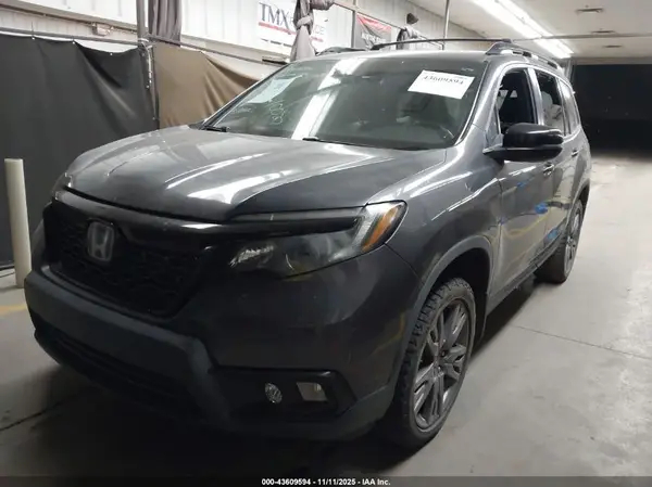 5FNYF8H50KB017241 2019 HONDA PASSPORT - Image 2