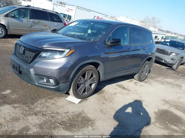 5FNYF8H50LB010341 2020 HONDA PASSPORT - Image 2