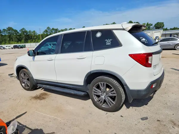 5FNYF8H51LB000353 2020 HONDA PASSPORT - Image 2