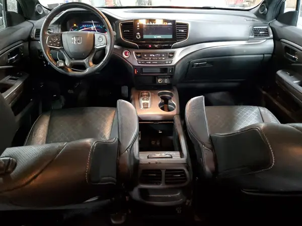 5FNYF8H51LB003933 2020 HONDA PASSPORT - Image 8