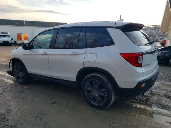5FNYF8H51LB007626 2020 HONDA PASSPORT - Image 2