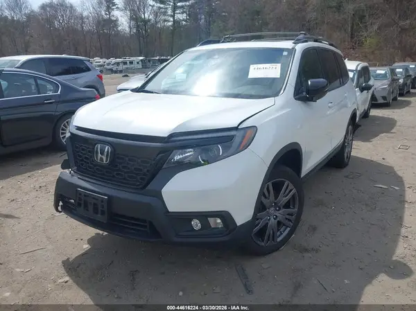 5FNYF8H51MB038263 2021 HONDA PASSPORT - Image 2
