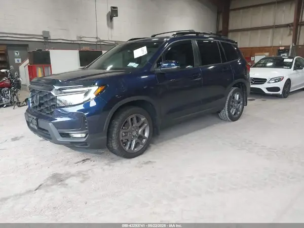 5FNYF8H51NB004387 2022 HONDA PASSPORT - Image 2