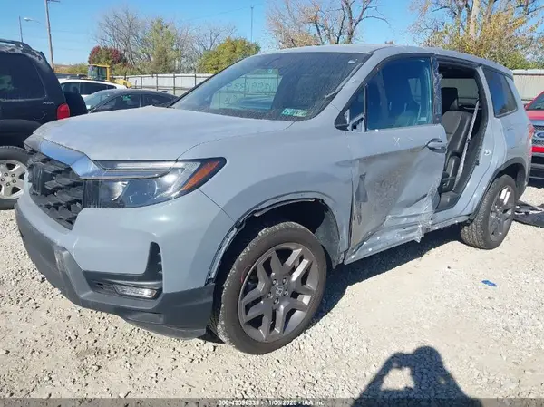 5FNYF8H51PB025596 2023 HONDA PASSPORT - Image 2