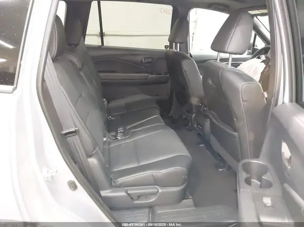 5FNYF8H51SB013988 2025 HONDA PASSPORT - Image 8