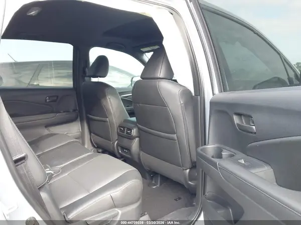 5FNYF8H51SB019189 2025 HONDA PASSPORT - Image 8