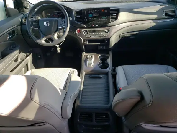 5FNYF8H52KB024840 2019 HONDA PASSPORT - Image 8
