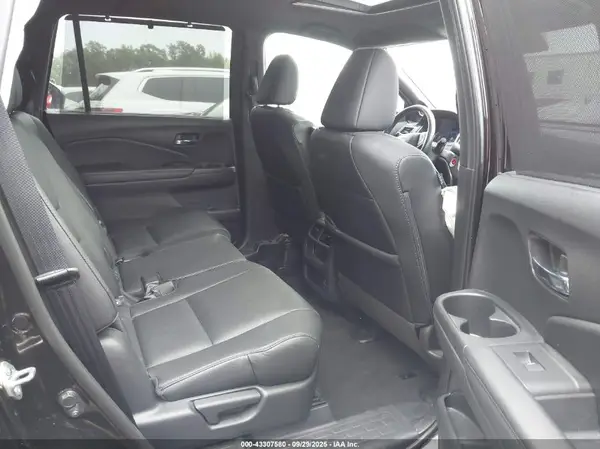 5FNYF8H52KB028919 2019 HONDA PASSPORT - Image 8