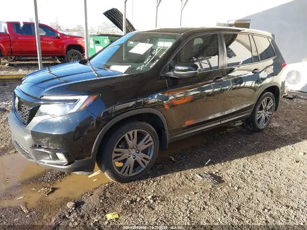 5FNYF8H52LB003956 2020 HONDA PASSPORT - Image 2