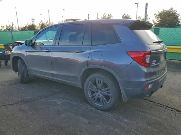 5FNYF8H52LB005769 2020 HONDA PASSPORT - Image 2