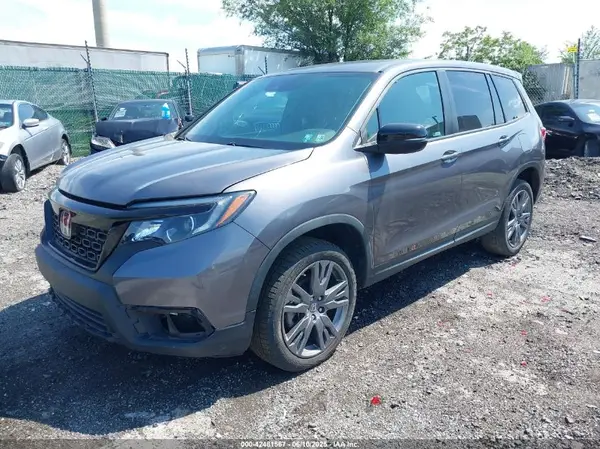5FNYF8H52LB008381 2020 HONDA PASSPORT - Image 2