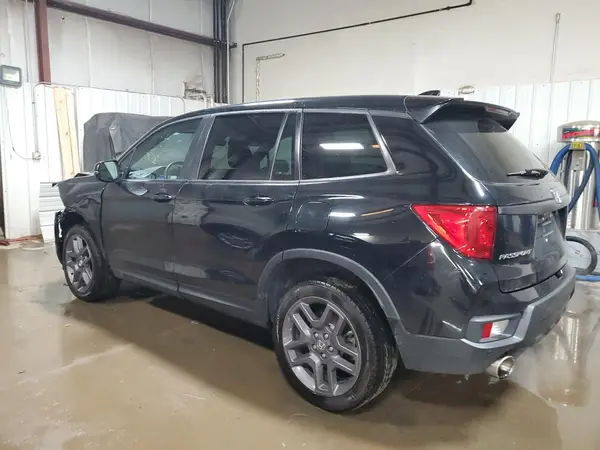 5FNYF8H52NB018119 2022 HONDA PASSPORT - Image 2