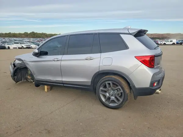 5FNYF8H52NB019304 2022 HONDA PASSPORT - Image 2