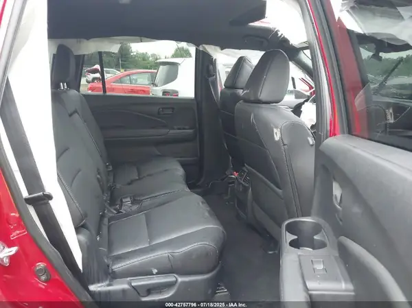 5FNYF8H52NB021361 2022 HONDA PASSPORT - Image 8