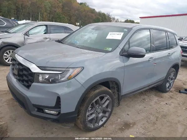 5FNYF8H52PB020259 2023 HONDA PASSPORT - Image 2