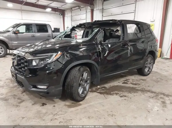 5FNYF8H52PB021346 2023 HONDA PASSPORT - Image 2