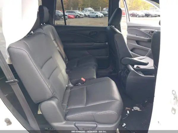 5FNYF8H52PB031942 2023 HONDA PASSPORT - Image 8