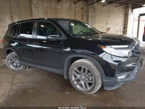 5FNYF8H52PB033173 2023 HONDA PASSPORT - Image 1