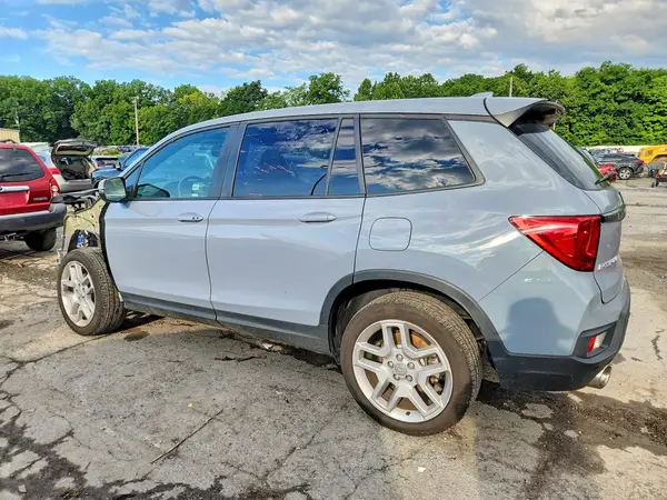 5FNYF8H52RB020331 2024 HONDA PASSPORT - Image 2