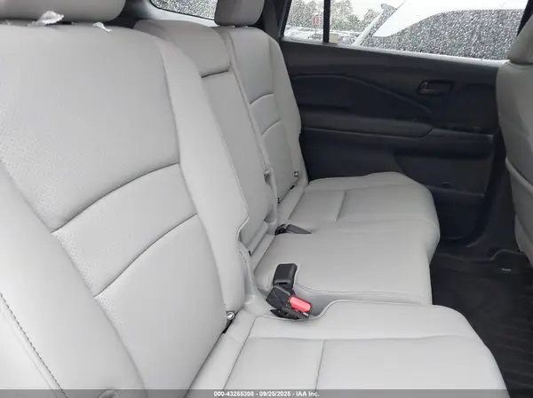 5FNYF8H52SB015104 2025 HONDA PASSPORT - Image 8