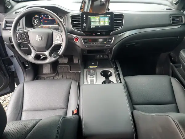 5FNYF8H52SB016480 2025 HONDA PASSPORT - Image 8