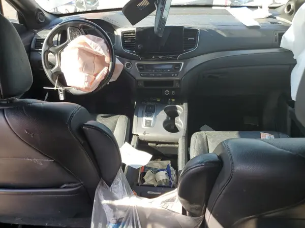 5FNYF8H53KB005844 2019 HONDA PASSPORT - Image 8