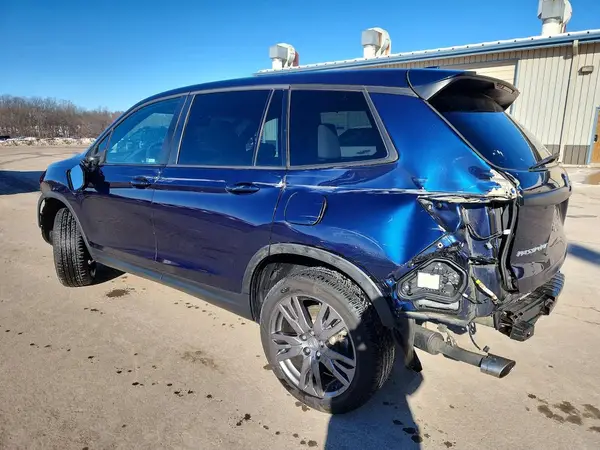 5FNYF8H53LB010530 2020 HONDA PASSPORT - Image 2