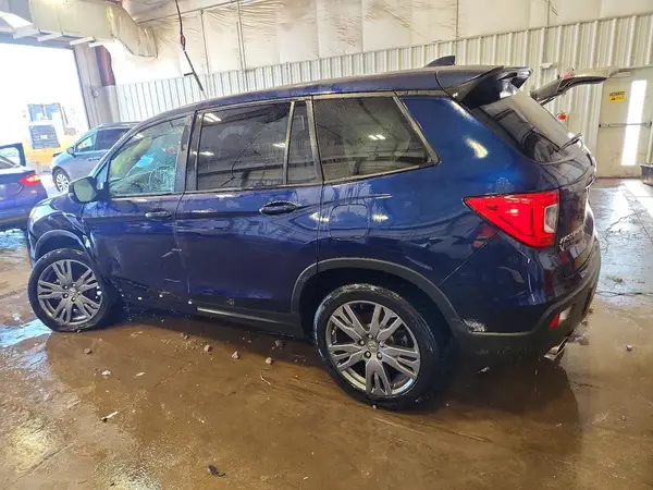 5FNYF8H53LB010740 2020 HONDA PASSPORT - Image 2