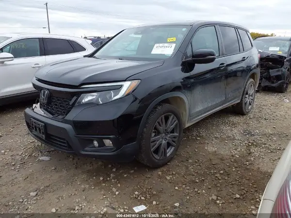 5FNYF8H53MB016748 2021 HONDA PASSPORT - Image 2