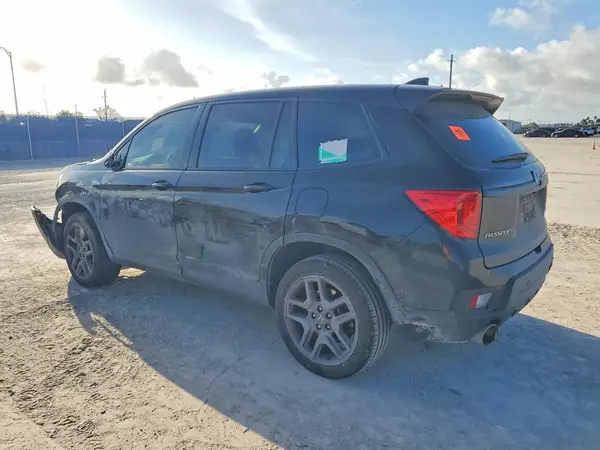 5FNYF8H53NB025371 2022 HONDA PASSPORT - Image 2