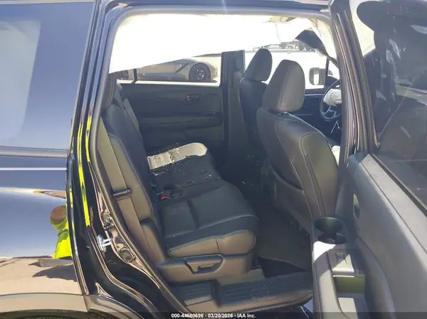 5FNYF8H53NB026813 2022 HONDA PASSPORT - Image 8