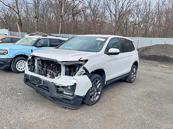5FNYF8H53PB029889 2023 HONDA PASSPORT - Image 2