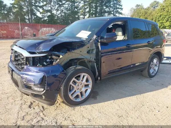 5FNYF8H53RB015252 2024 HONDA PASSPORT - Image 2