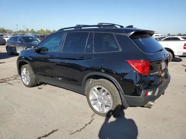 5FNYF8H53RB020581 2024 HONDA PASSPORT - Image 2