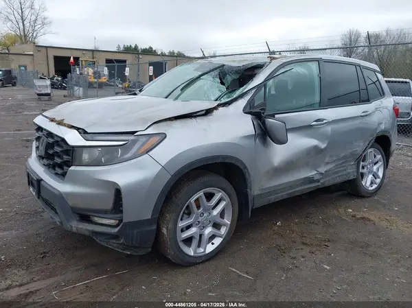 5FNYF8H53SB008775 2025 HONDA PASSPORT - Image 2