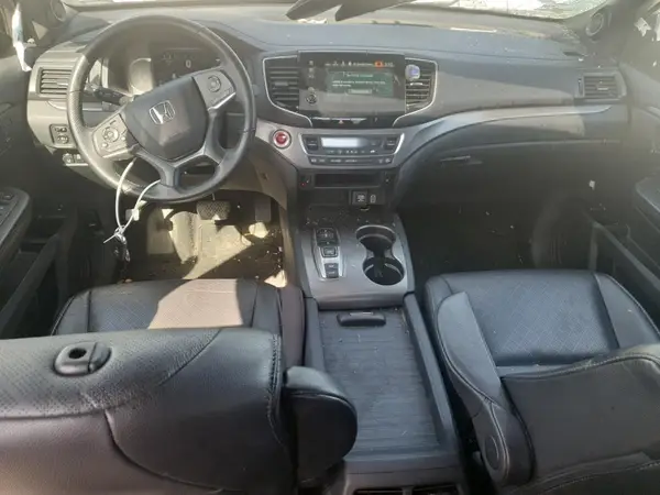 5FNYF8H54LB002310 2020 HONDA PASSPORT - Image 8
