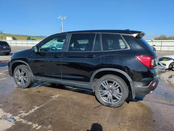 5FNYF8H54LB012271 2020 HONDA PASSPORT - Image 2