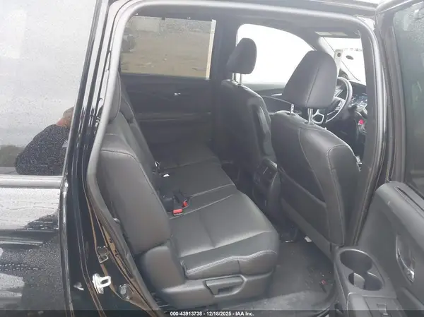 5FNYF8H54MB040833 2021 HONDA PASSPORT - Image 8