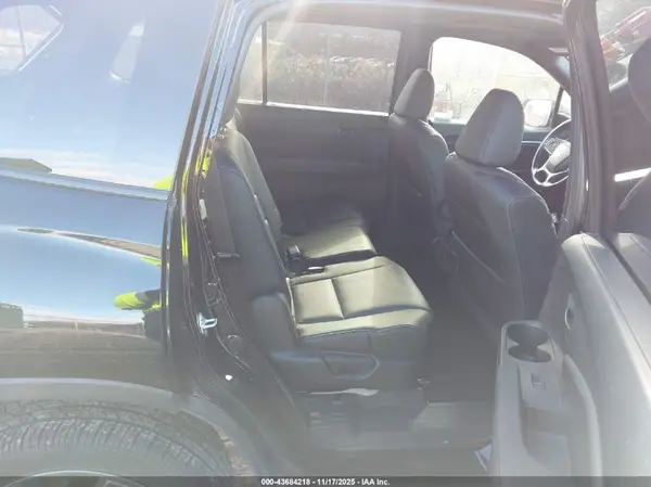 5FNYF8H54NB031339 2022 HONDA PASSPORT - Image 8