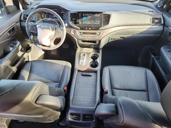 5FNYF8H54PB001843 2023 HONDA PASSPORT - Image 8