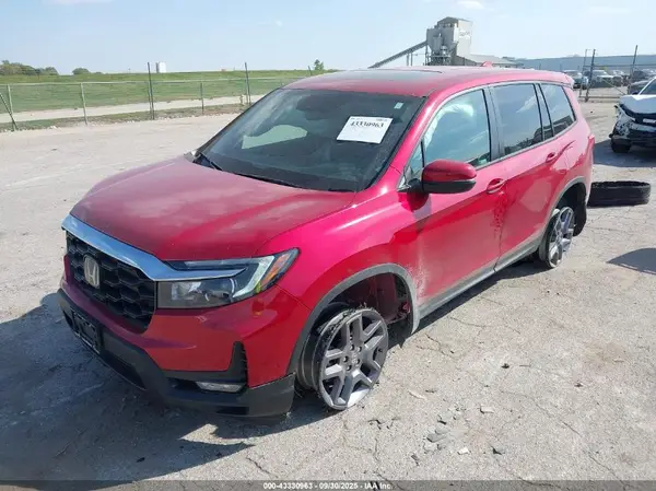5FNYF8H54PB032901 2023 HONDA PASSPORT - Image 2