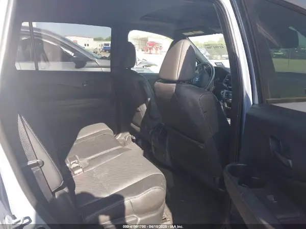 5FNYF8H54PB036477 2023 HONDA PASSPORT - Image 8