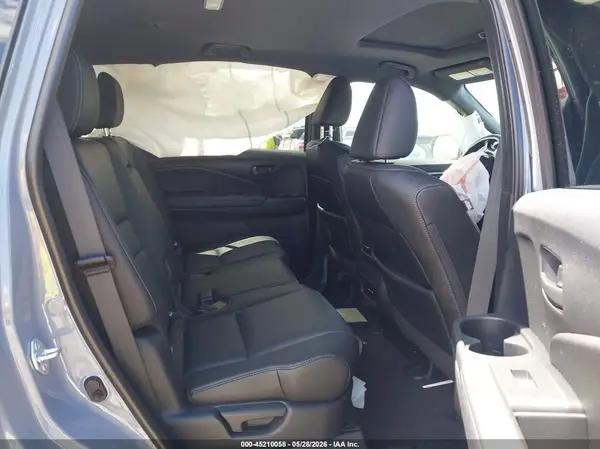 5FNYF8H54RB015065 2024 HONDA PASSPORT - Image 8