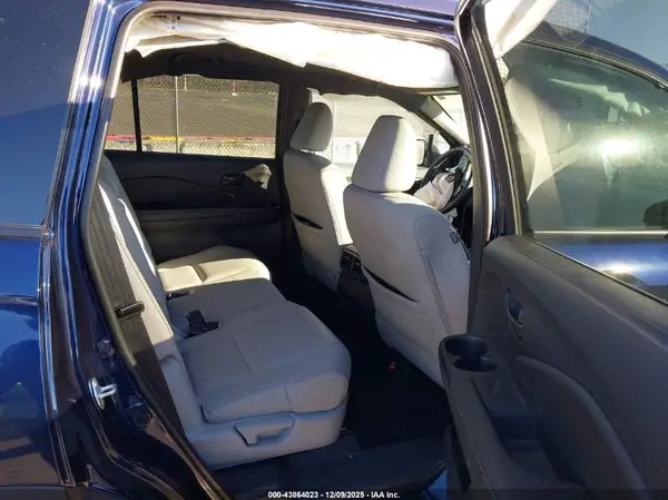 5FNYF8H54SB000006 2025 HONDA PASSPORT - Image 8