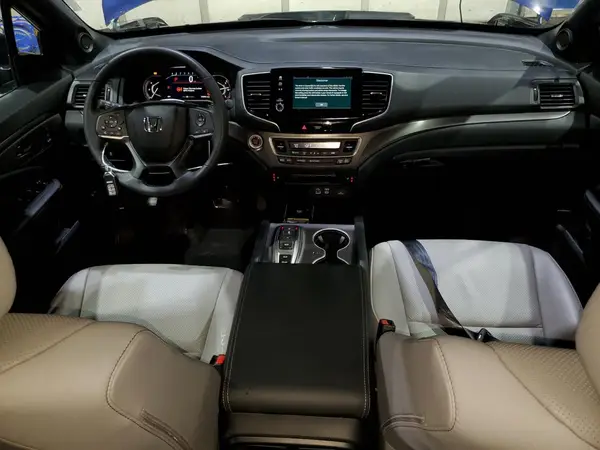 5FNYF8H54SB014522 2025 HONDA PASSPORT - Image 8