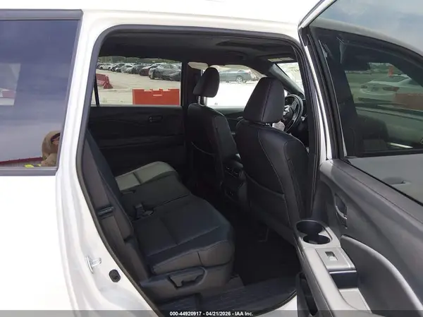 5FNYF8H54SB018375 2025 HONDA PASSPORT - Image 8